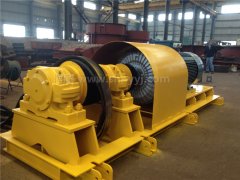 上海98-web生产的可逆锤式破碎机是现在锤破环节