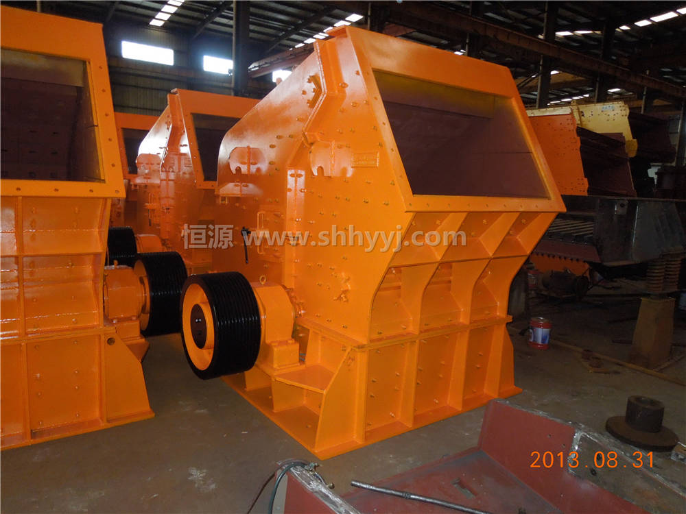 【破碎机设备】简单介绍一下反击式破碎机的几个特点,请留意!