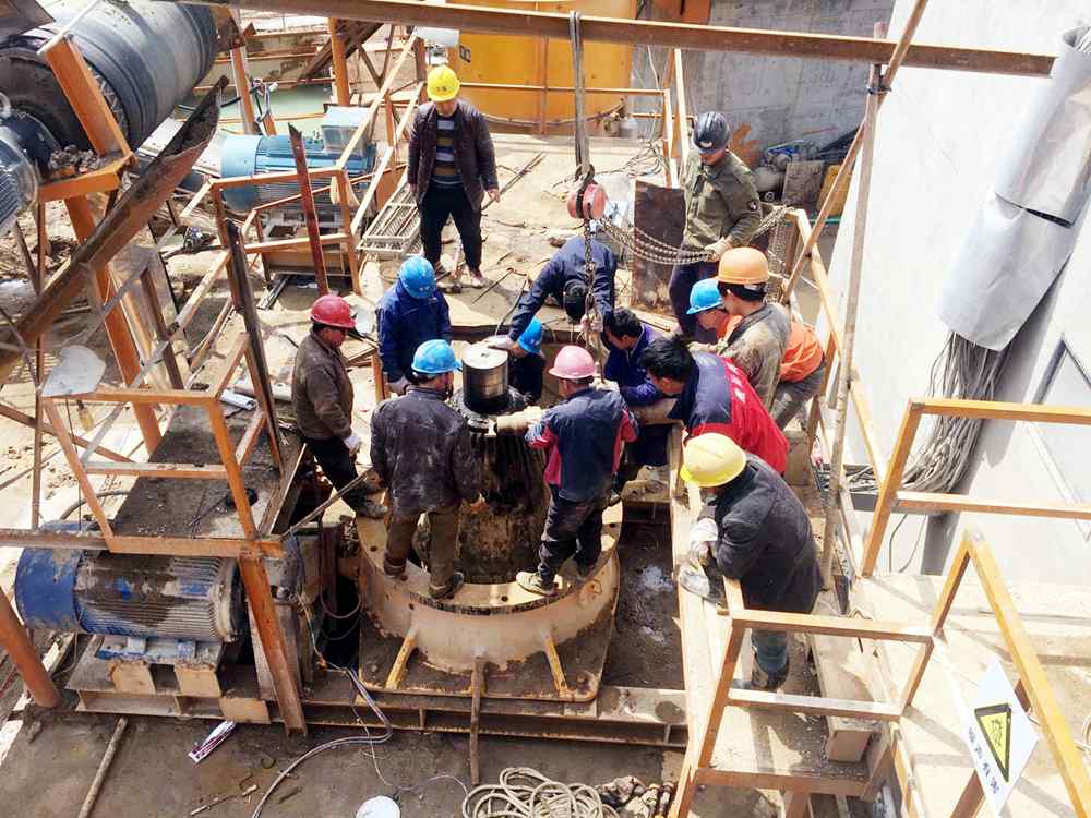 破碎机生产线设备维护