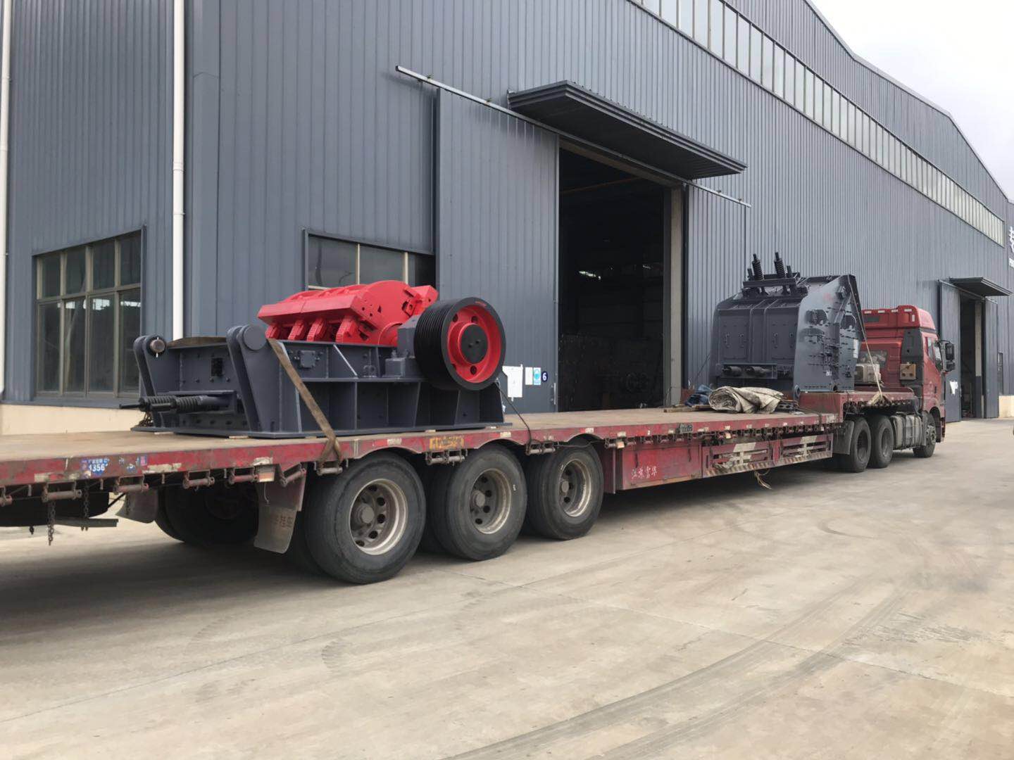 碎石机启动前应准备什么工作呢?