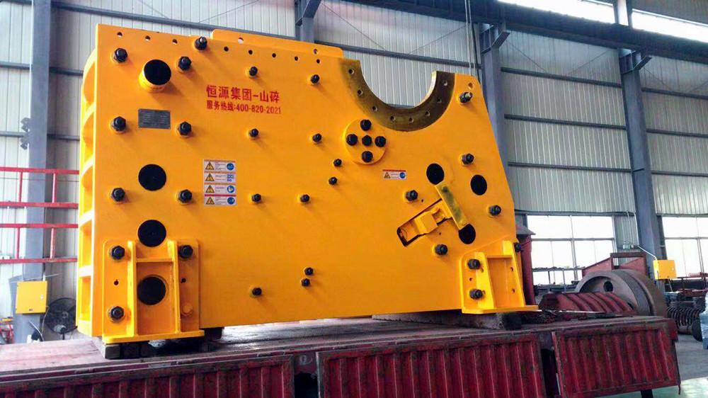 颚式破碎机 颚式破碎机装车完毕