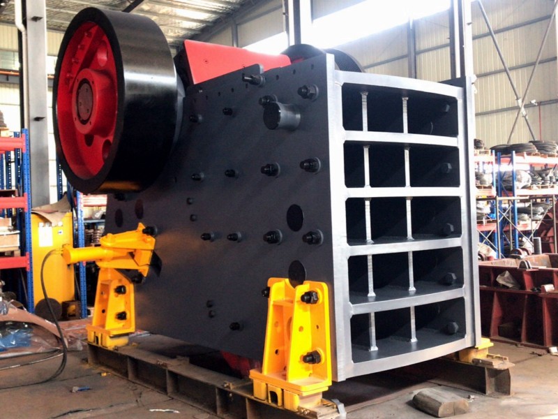 大型铁矿石破碎机设备选择指南:如何挑选最适合的破碎机