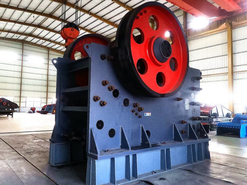 如何打造高效时产1000吨凝灰岩项目?优化配置与施工方案解析